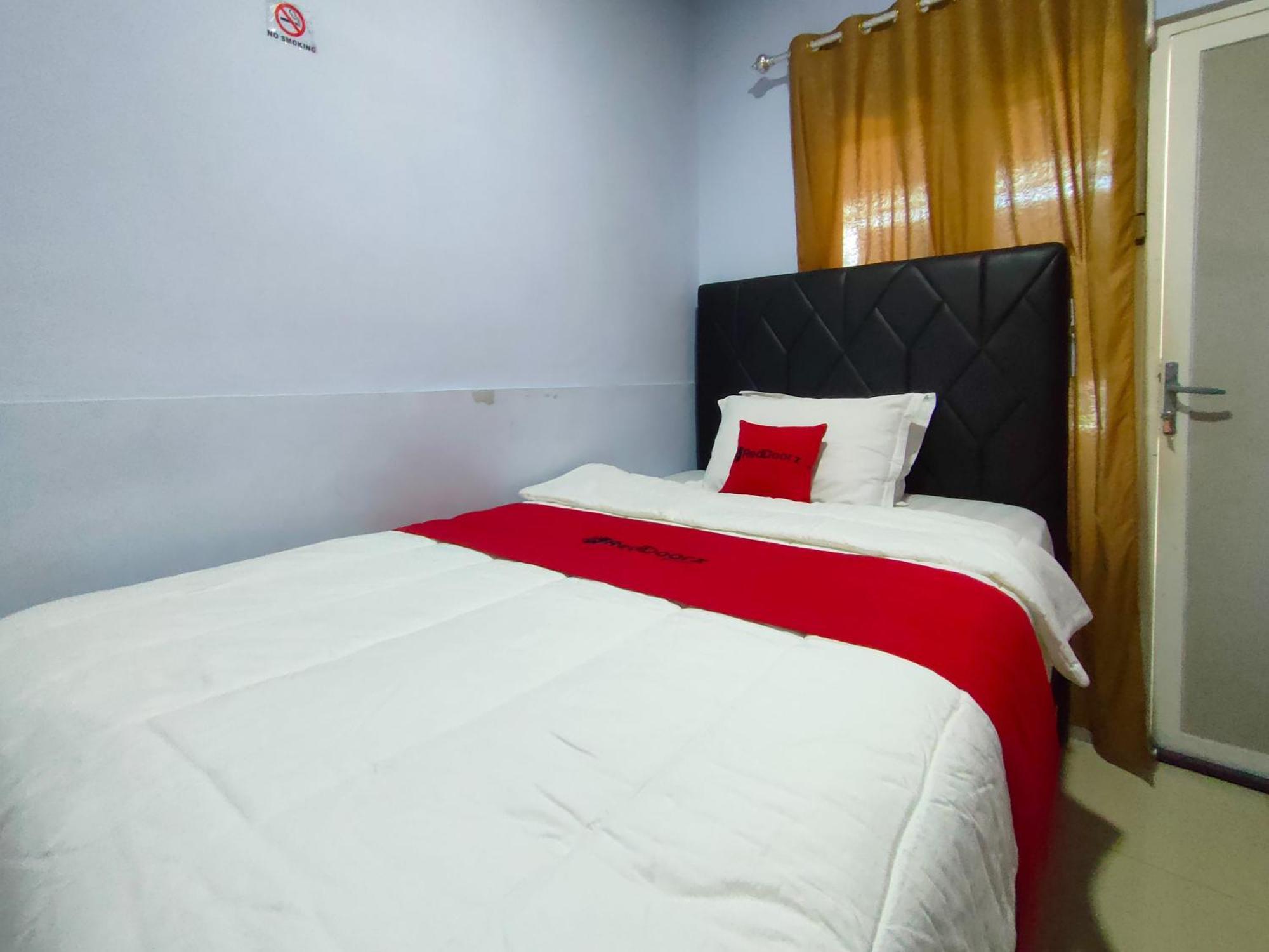 Reddoorz Syariah Near Stasiun Wates Hotel Wates  Exterior photo